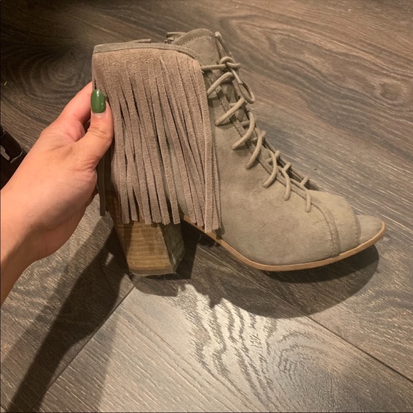 Fringe booties - Picture 2 of 4